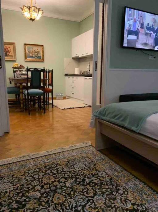 Sweet Premium Living